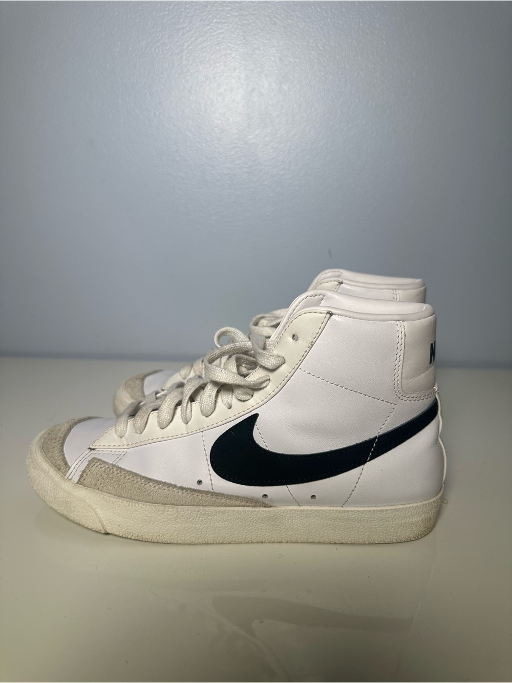 Nike Blazer Mid 77 Vintage White Black Womens size men’s 7.5/ womens 9